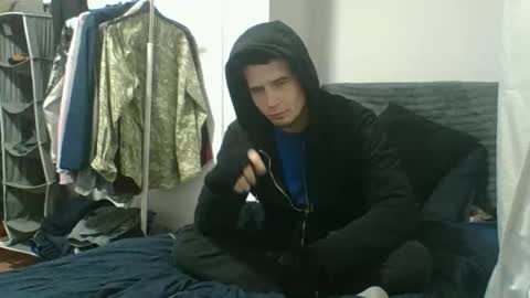 Snapshot of midnightsattire chatting on 3, 5, 2026 midnightsattire online show from 3, 5, 2026