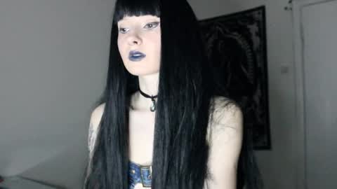 Snapshot of midnightsiren chatting on 1, 3, 2026 midnightsiren online show from 1, 3, 2026