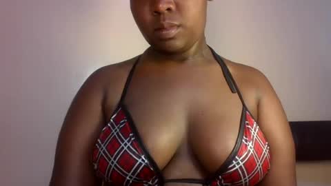 midnightt_curves online show from 15, 6, 2026