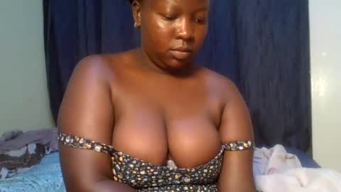 Snapshot of midnightt_curves chatting on 20, 7, 2026 midnightt_curves online show from 20, 7, 2026