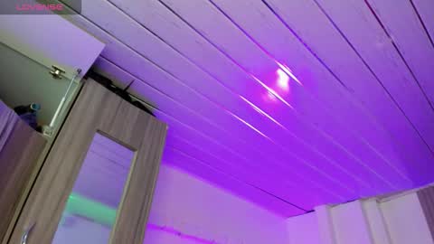 midory_ online show from 9, 10, 2025