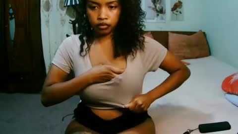 miel_07 online show from 18, 4, 2026