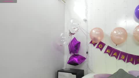 Snapshot of miel_gomez chatting on 9, 12, 2024 miel_gomez online show from 9, 12, 2024