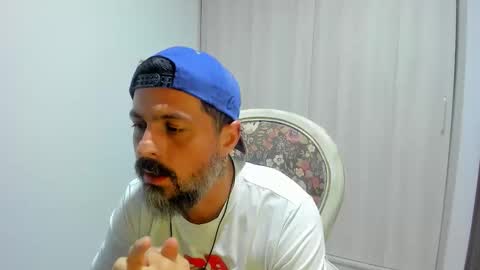 Snapshot of miguel_angeel_ chatting on 7, 6, 2026 Miguel Angel online show from 7, 6, 2026