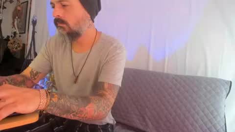 Snapshot of miguel_angeel_ chatting on 10, 6, 2026 Miguel Angel online show from 10, 6, 2026