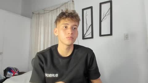 Miguel Hernandez online show from 27, 2, 2025