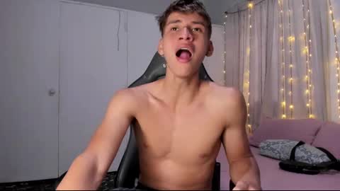 Miguel Hernandez online show from 6, 3, 2025