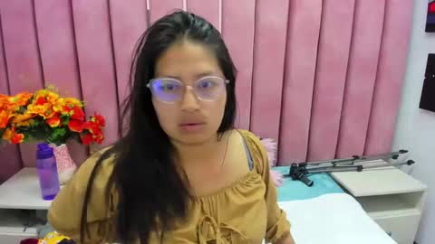Snapshot of miha_smith chatting on 28, 9, 2025 Miha online show from 28, 9, 2025