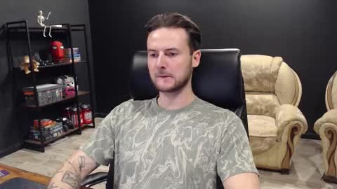 Misha Winchester online show from 20, 11, 2025