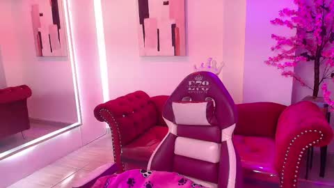 Snapshot of miia__owens chatting on 21, 4, 2026 Miia online show from 21, 4, 2026