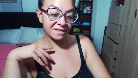  miia big1boobs online show from 4, 1, 2025