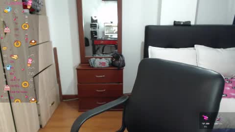  miia big1boobs online show from 3, 3, 2025