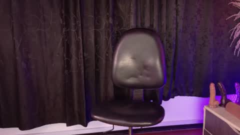 miia_blace online show from 24, 6, 2026