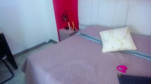 Snapshot of miia_colliins__ chatting on 22, 9, 2025 Miia colliins online show from 22, 9, 2025