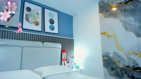 miia_cute18 online show from 19, 4, 2026