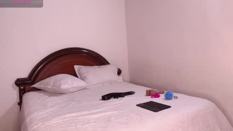 miia_monroy online show from 11, 4, 2026