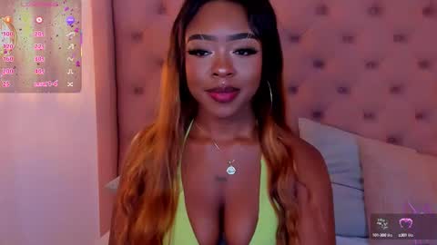 Snapshot of miia_schwarz chatting on 24, 9, 2025 Miia Schwarz online show from 24, 9, 2025