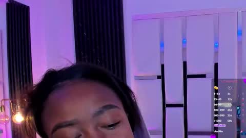 Miia Schwarz  online show from 17, 11, 2025