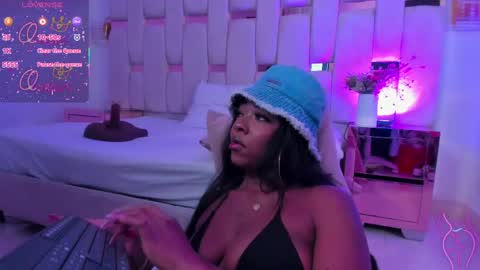 Snapshot of miia_schwarz chatting on 5, 5, 2026 Miia Schwarz online show from 5, 5, 2026