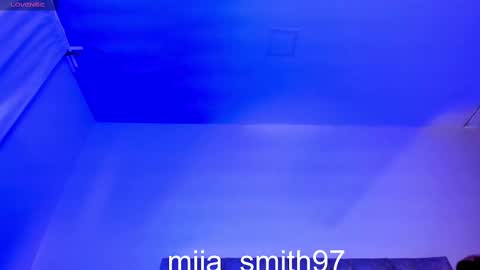 Snapshot of miia_smith97 chatting on 12, 9, 2025 mia online show from 12, 9, 2025