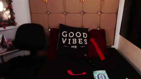 Snapshot of miia_spencer_ chatting on 4, 3, 2026 miia online show from 4, 3, 2026