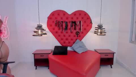 Snapshot of miiaa_foxyy_ chatting on 16, 10, 2025 Miiaa Foxyy online show from 16, 10, 2025