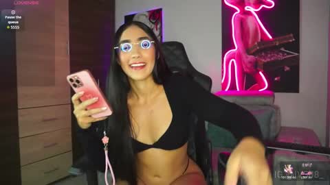 MIA  online show from 17, 12, 2025