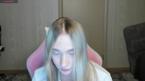 Snapshot of miiissliiissameliiisa chatting on 21, 3, 2026 miiissliiissameliiisa online show from 21, 3, 2026