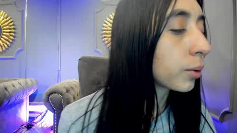 Snapshot of miilu__1 chatting on 18, 1, 2025 miilu  online show from 18, 1, 2025