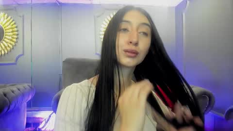 Snapshot of miilu__1 chatting on 5, 2, 2025 miilu  online show from 5, 2, 2025