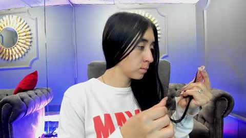 Snapshot of miilu__1 chatting on 13, 2, 2025 miilu  online show from 13, 2, 2025
