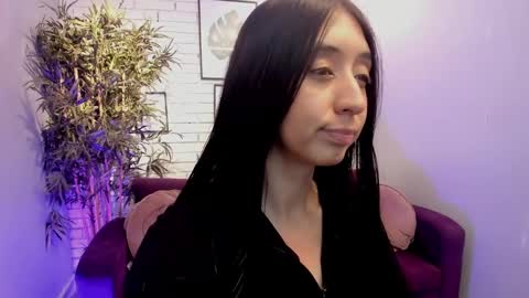Snapshot of miilu__1 chatting on 21, 2, 2025 miilu  online show from 21, 2, 2025