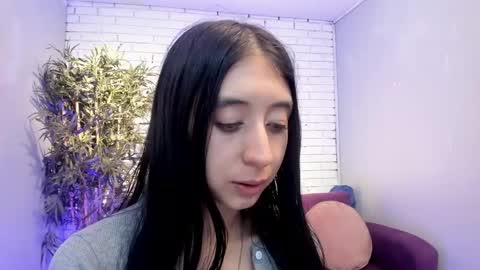 Snapshot of miilu__1 chatting on 23, 2, 2025 miilu  online show from 23, 2, 2025