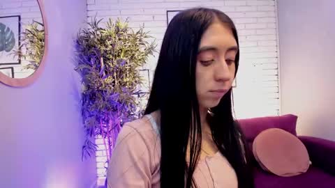Snapshot of miilu__1 chatting on 6, 3, 2025 miilu  online show from 6, 3, 2025