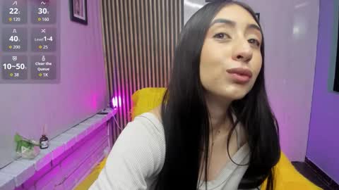 Snapshot of miilu__1 chatting on 13, 9, 2025 miilu  online show from 13, 9, 2025