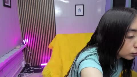 Snapshot of miilu__1 chatting on 1, 10, 2025 miilu  online show from 1, 10, 2025