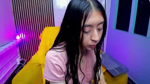Snapshot of miilu__1 chatting on 12, 10, 2025 miilu  online show from 12, 10, 2025