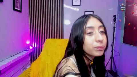 Snapshot of miilu__1 chatting on 20, 10, 2025 miilu  online show from 20, 10, 2025