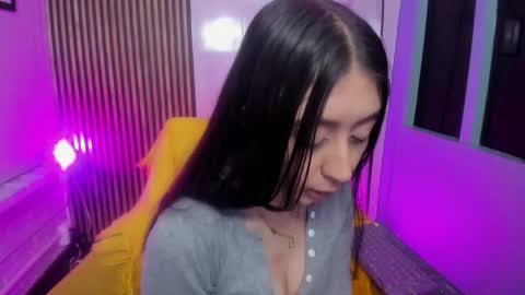 miilu  online show from 19, 12, 2025