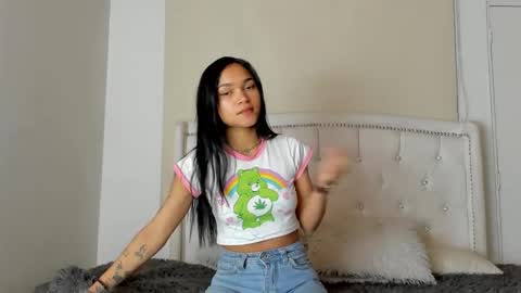 Snapshot of miiss_scarlett1 chatting on 7, 3, 2025 Scarlett online show from 7, 3, 2025