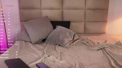   online show from 15, 2, 2025