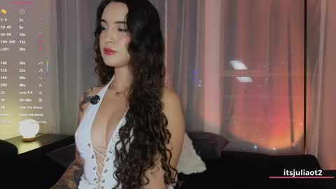 Snapshot of miissjulia chatting on 25, 4, 2026 online show from 25, 4, 2026