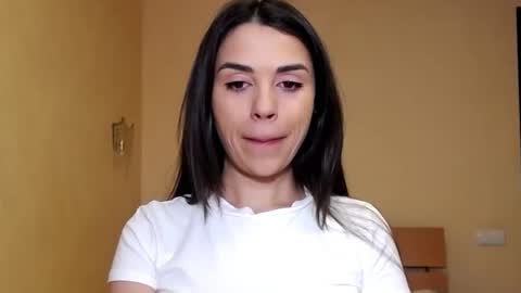 Mika online show from 17, 2, 2025