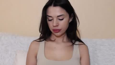 Mika online show from 6, 3, 2025