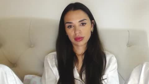 Mika online show from 8, 9, 2025