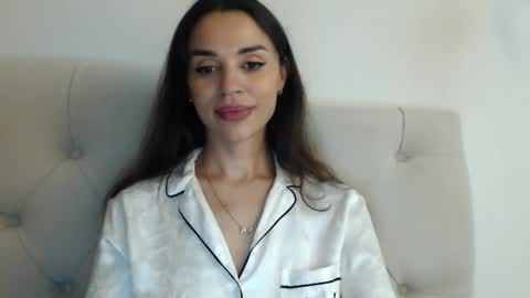 Mika online show from 13, 10, 2025