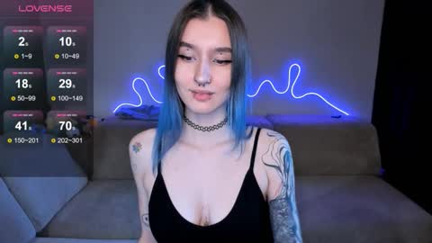 Mika online show from 3, 2, 2026