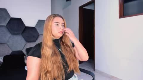 Mikaela blondie bigass online show from 27, 4, 2026