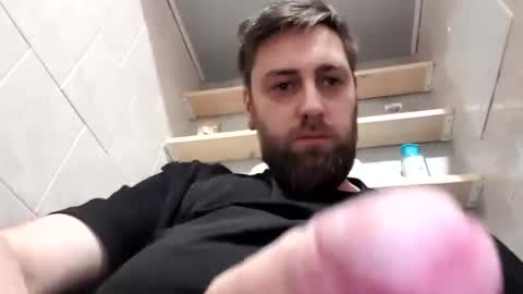 Snapshot of mikavfr chatting on 28, 1, 2025 Mika online show from 28, 1, 2025