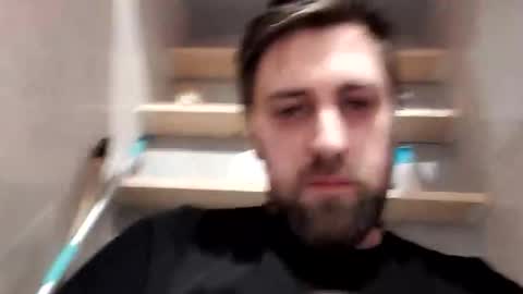 Snapshot of mikavfr chatting on 24, 2, 2025 Mika online show from 24, 2, 2025